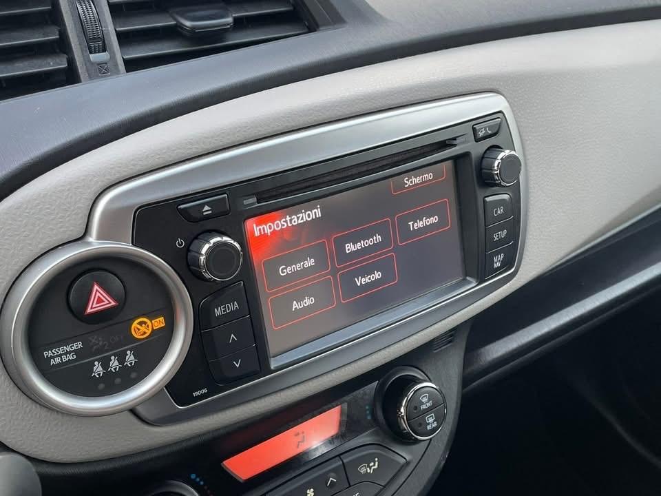 Toyota Yaris 1.4 D-4D 5 porte Lounge