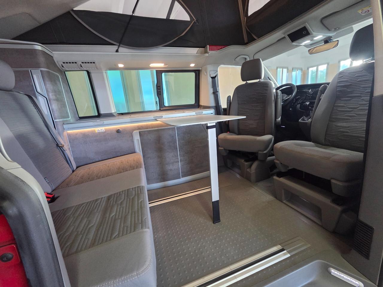 Volkswagen California OCEAN 4motion 4x4 DSG gancio led uniprop italiano