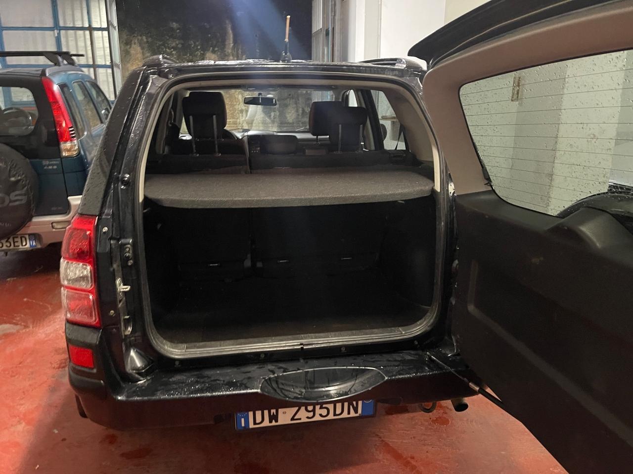 Suzuki Grand Vitara 2.0 16V 5 porte