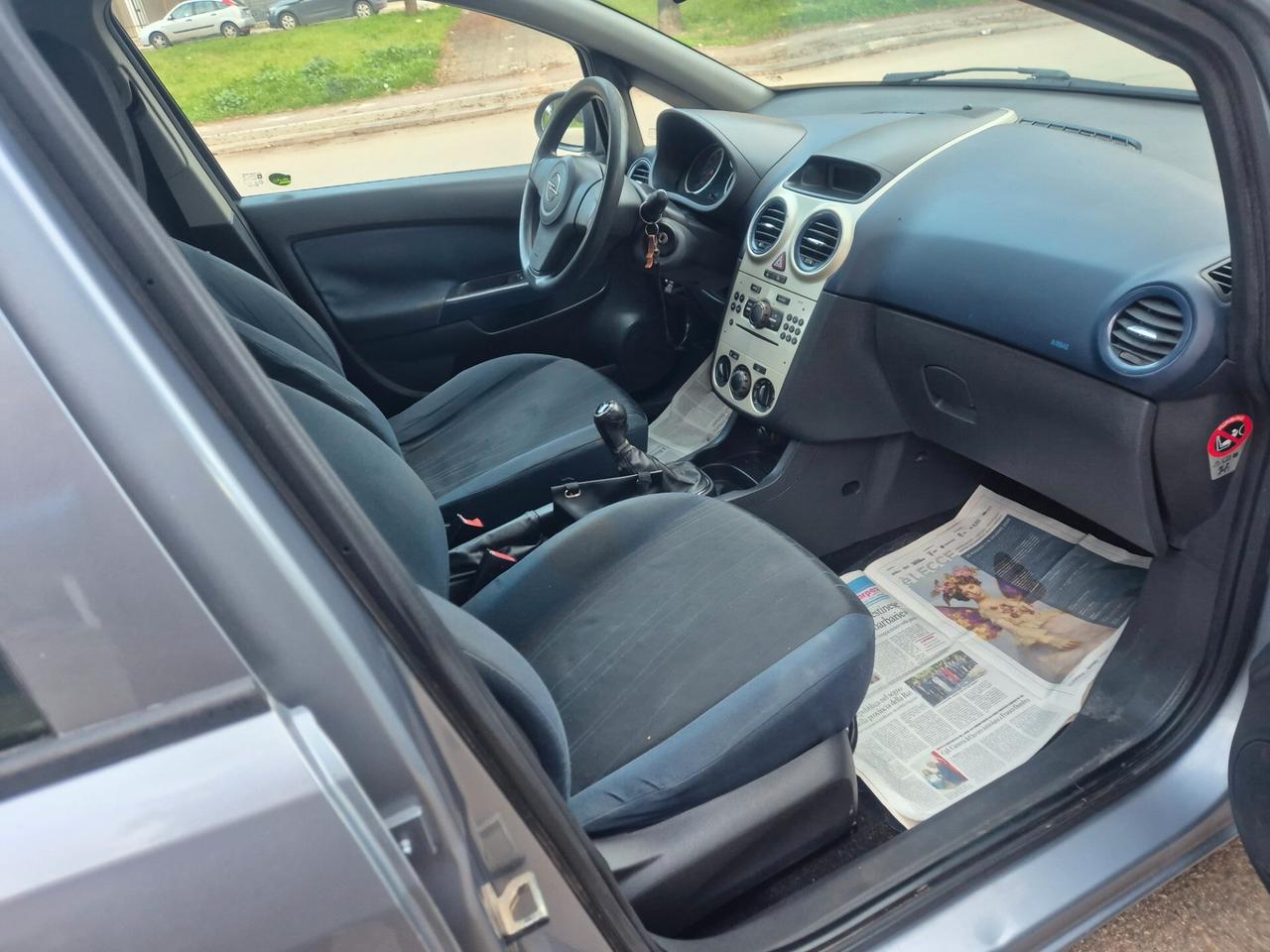 Opel Corsa 1.2 5 porte Enjoy anno 08