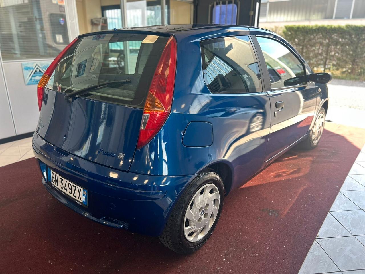 Fiat Punto 1.2i 16V soli 27000km