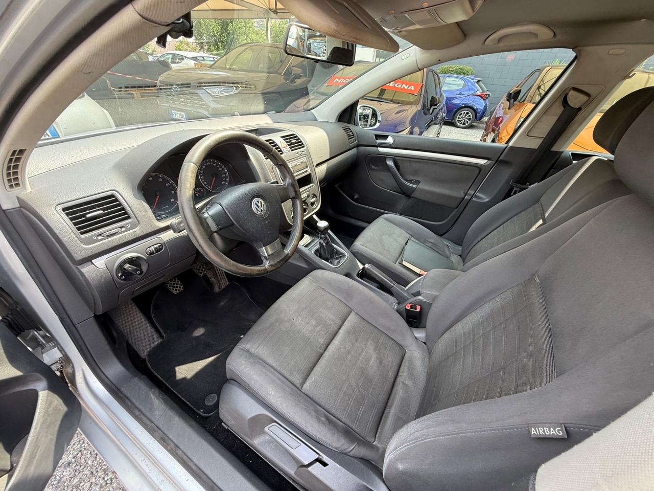 Volkswagen Golf 1.6 5p. Comfortline