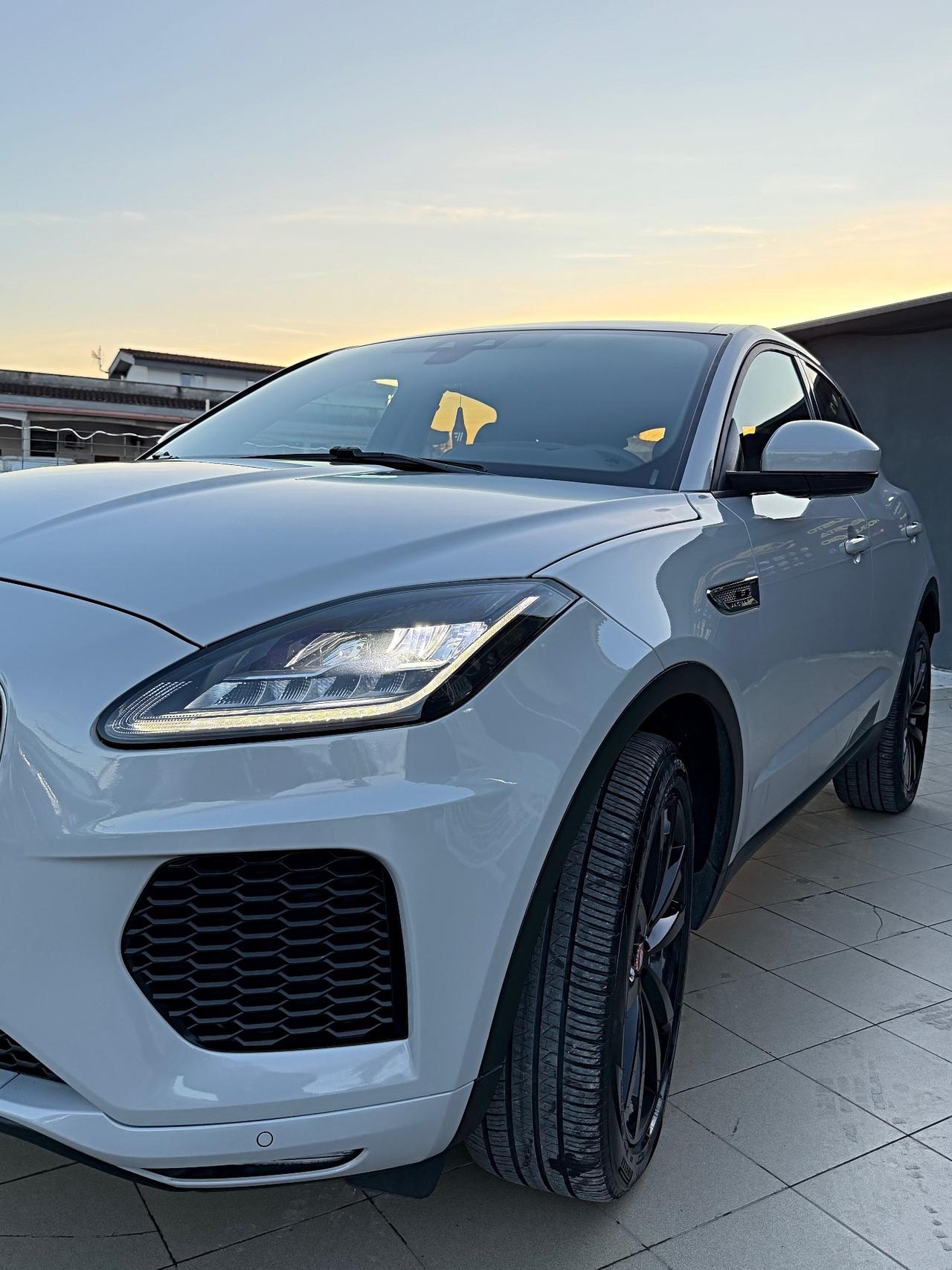 Jaguar E-Pace 2.0D 180 CV AWD aut. First Edition