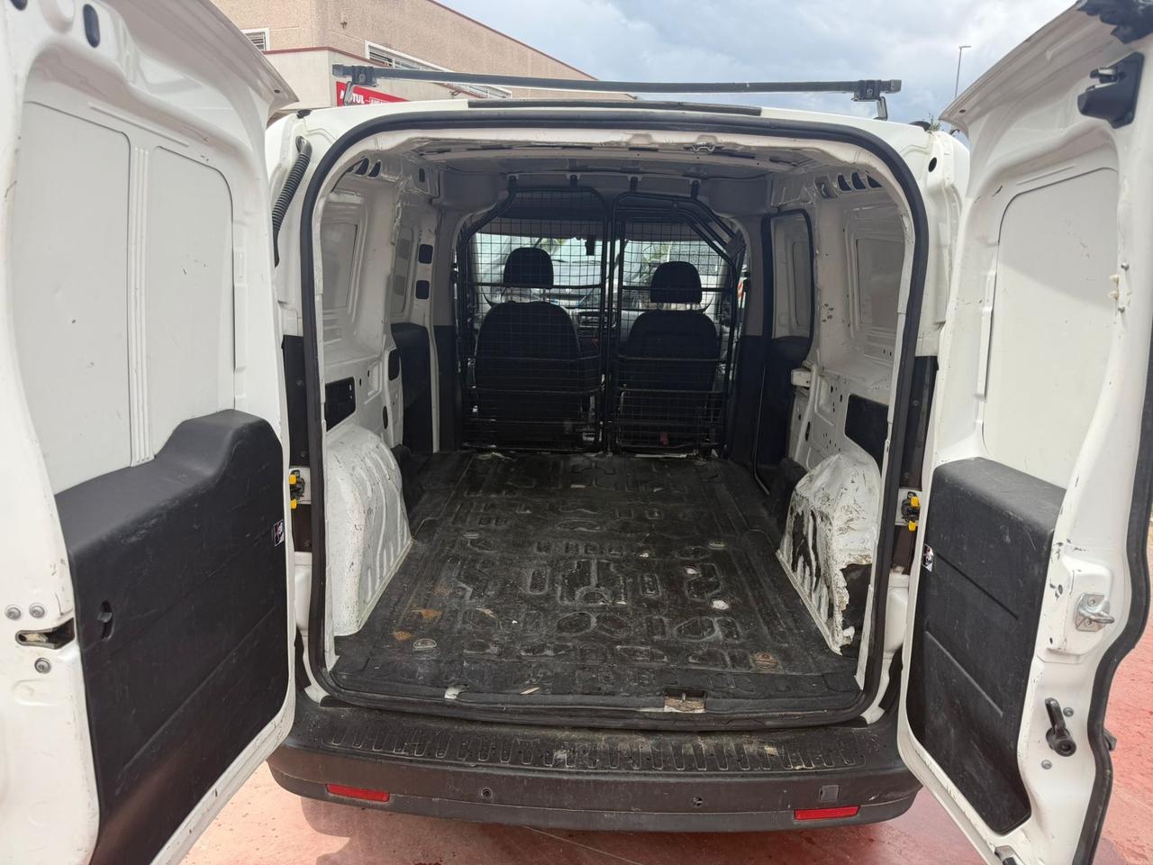 Fiat Doblo Doblò 1.4 T-Jet Natural Power PL-TN Cargo Maxi Lamierato SX