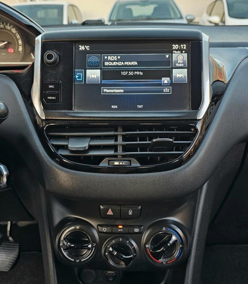 Peugeot 208 1.4 HDi 68 CV 5 porte Active 2014