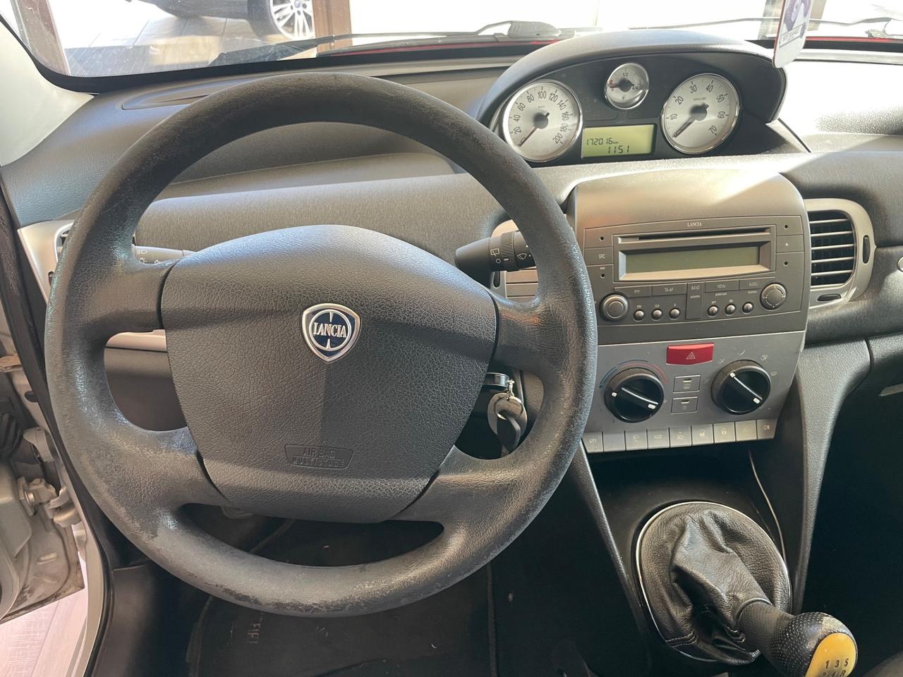 Lancia Ypsilon 1.3 MJT 75 CV PLATINUM