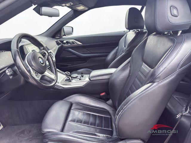 BMW M440 Serie 4 i mhev 48V xdrive auto