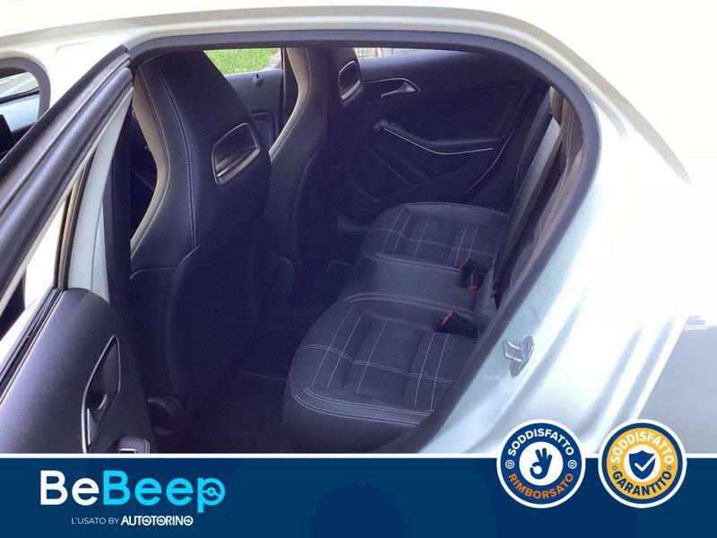 Mercedes-Benz GLA 220 D SPORT 4MATIC 177CV AUTO