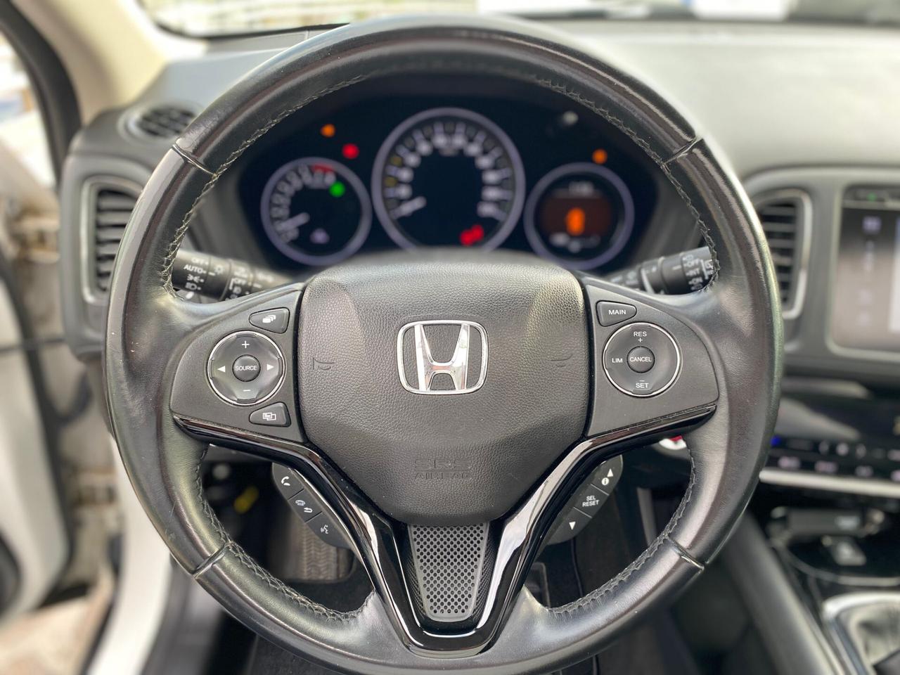 Honda HR-V 1.5 i-VTEC Executive Navi ADAS