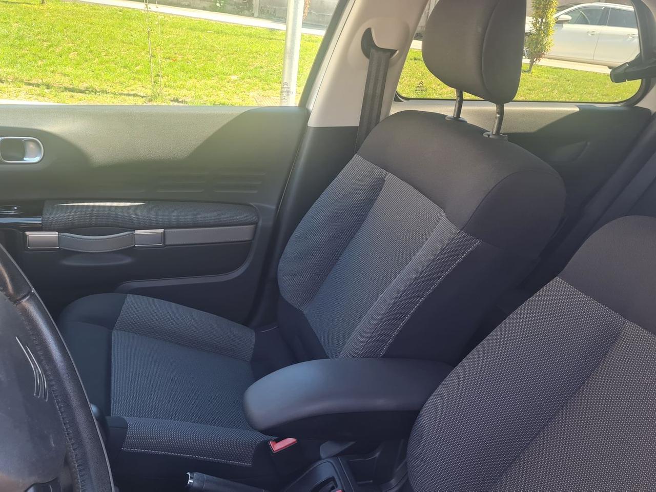 Citroen C4 Cactus 1.6 Blue HDi 100 shine #6620