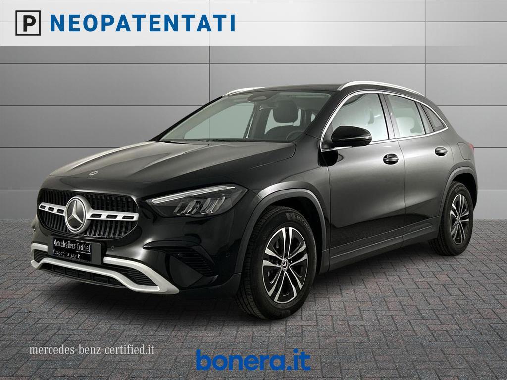 Mercedes GLA 180 180 D Advanced 8G-DCT