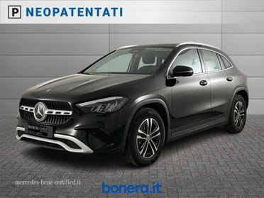 Mercedes GLA 180 180 D Advanced 8G-DCT