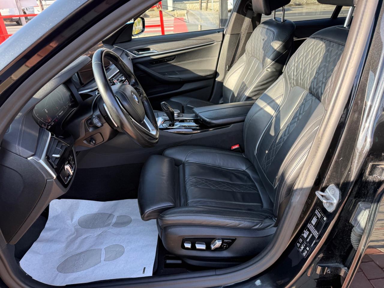 Bmw 530d 48V xDrive Touring Luxury IVA ESPOSTA