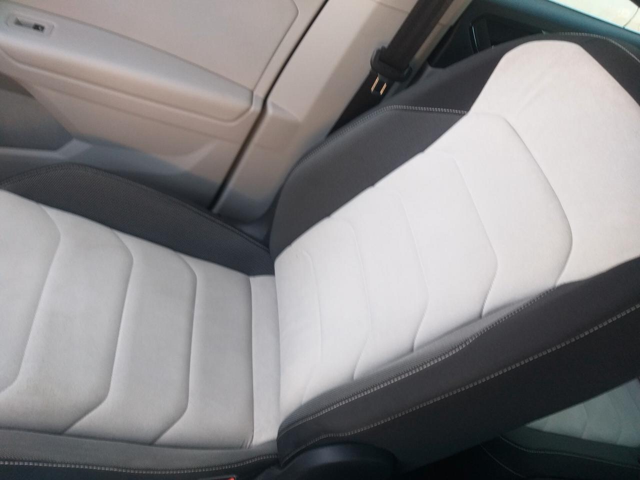 Volkswagen Tiguan 2.0 TDI SCR DSG 4MOTION Advanced BMT