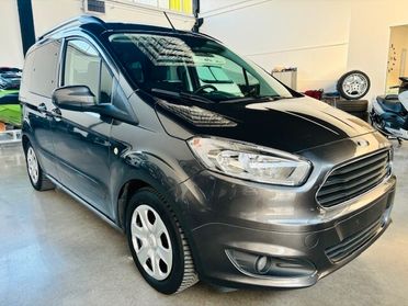 Ford Tourneo Courier 1.0 EcoBoost 100 CV GANCIO TRAINO , PERMUTABILE