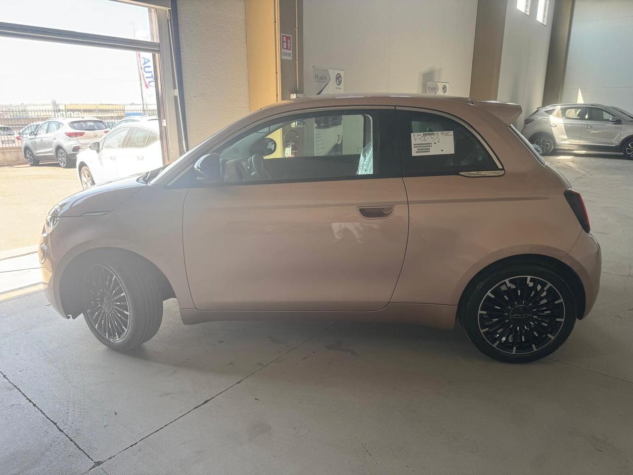 Fiat 500 1.0 Hybrid 70CV -Nuova da immatricolare!