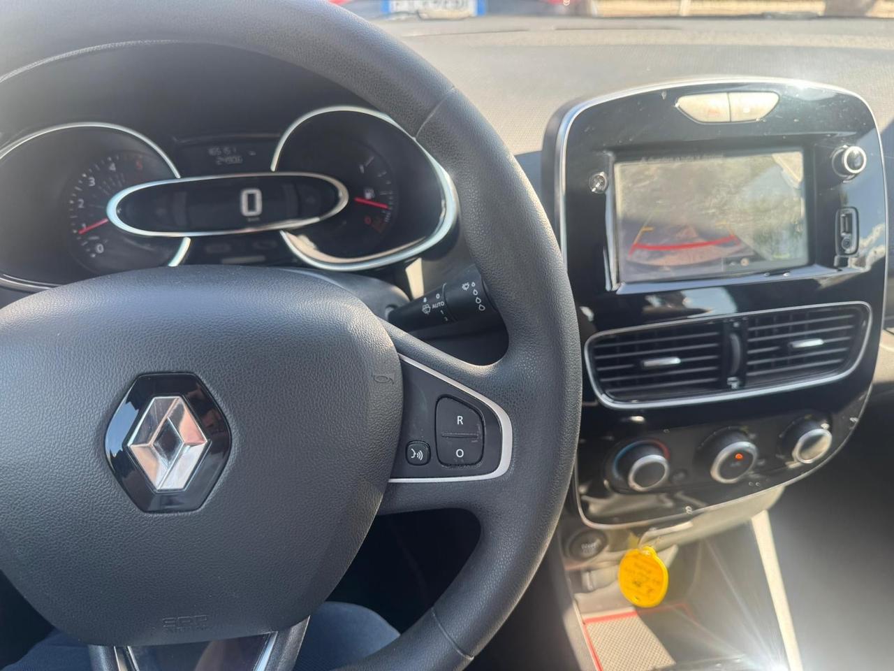 RENAULT CLIO 1.5DCI 75CV FULL LED RETROCAM