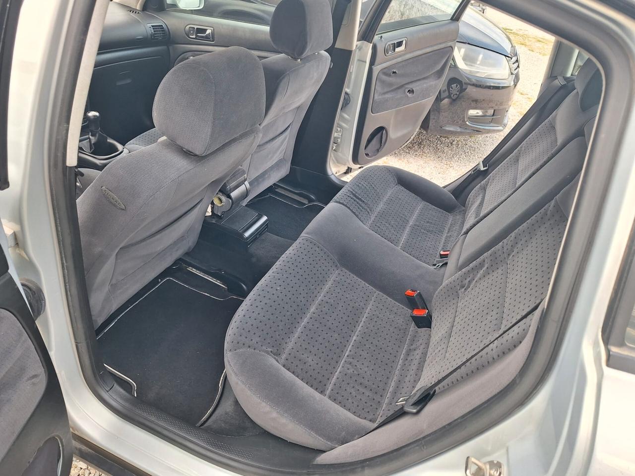 VOLKSWAGEN PASSAT .9 TDI 116 CV – MOTORE COMPLETAMENTE RIFATTO OCCASIONE