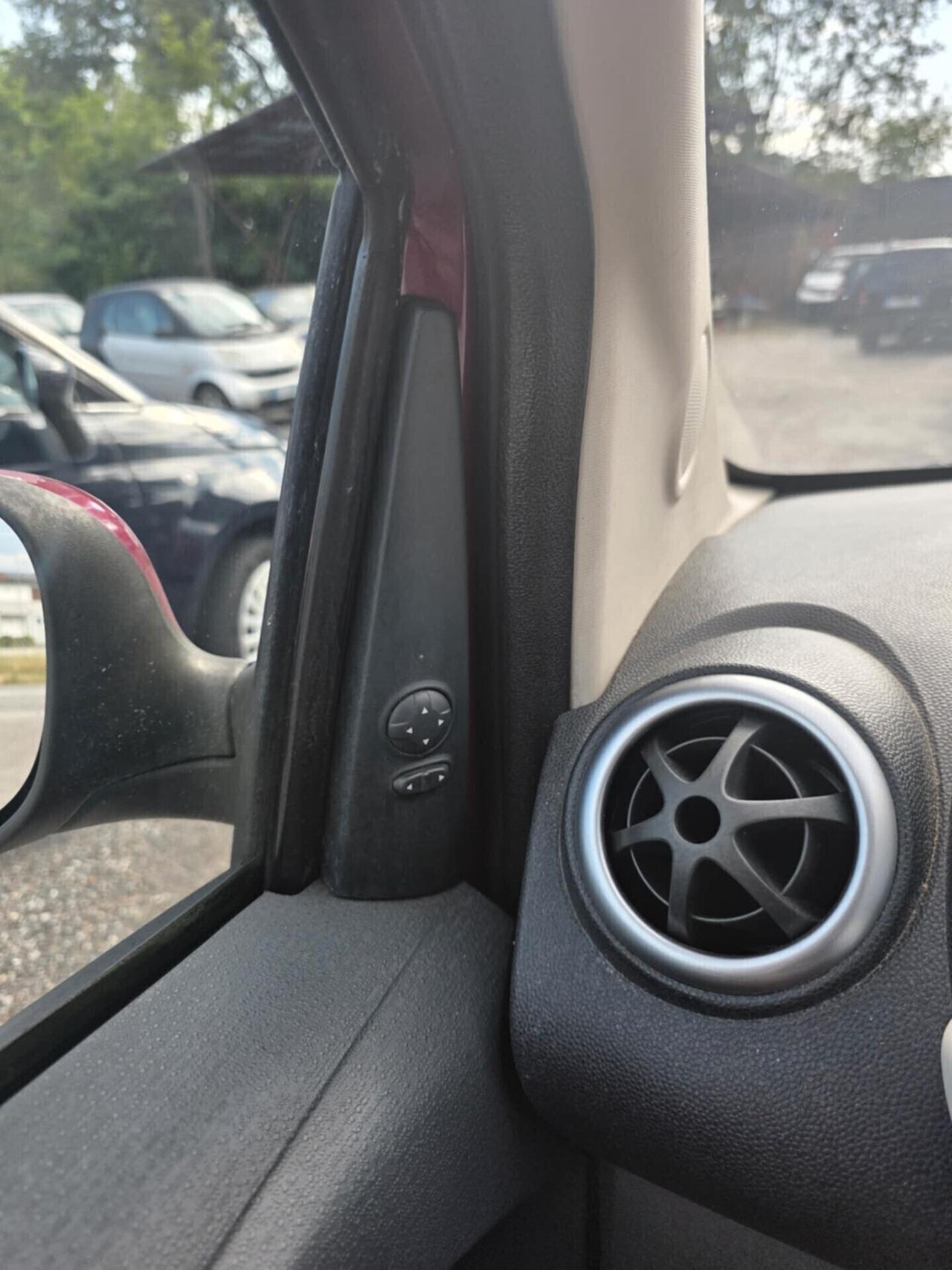 Ford Ka Ka+ 1.2 8V 69CV Titanium