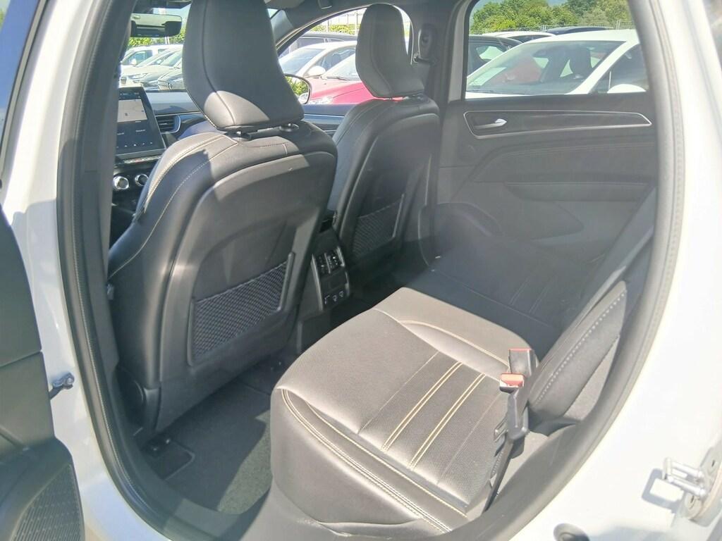Renault Arkana 1.6 E-TECH Hybrid Engineered Auto
