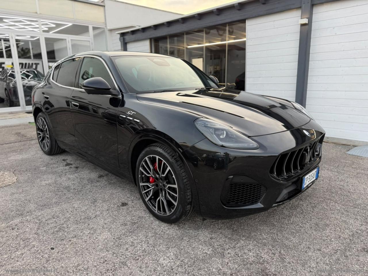 MASERATI 2.0 MHEV 300 CV GT SOLO 10.000 KM!!!