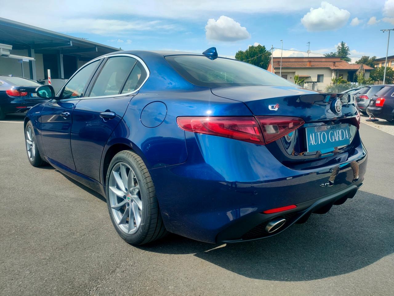Alfa Romeo Giulia 2.2 Turbodiesel 210 CV AT8 AWD Q4 Veloce