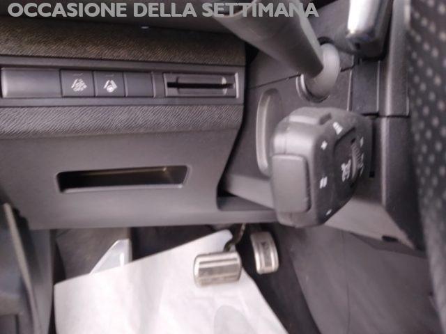 PEUGEOT 5008 BlueHDi 130 S&S EAT8 GT