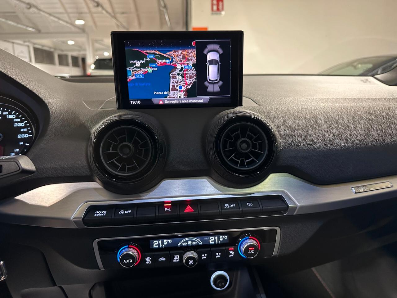 Audi Q2 1.6 TDI Sline - TETTO CERCHI DA 19' PRONTA CONSEGNA