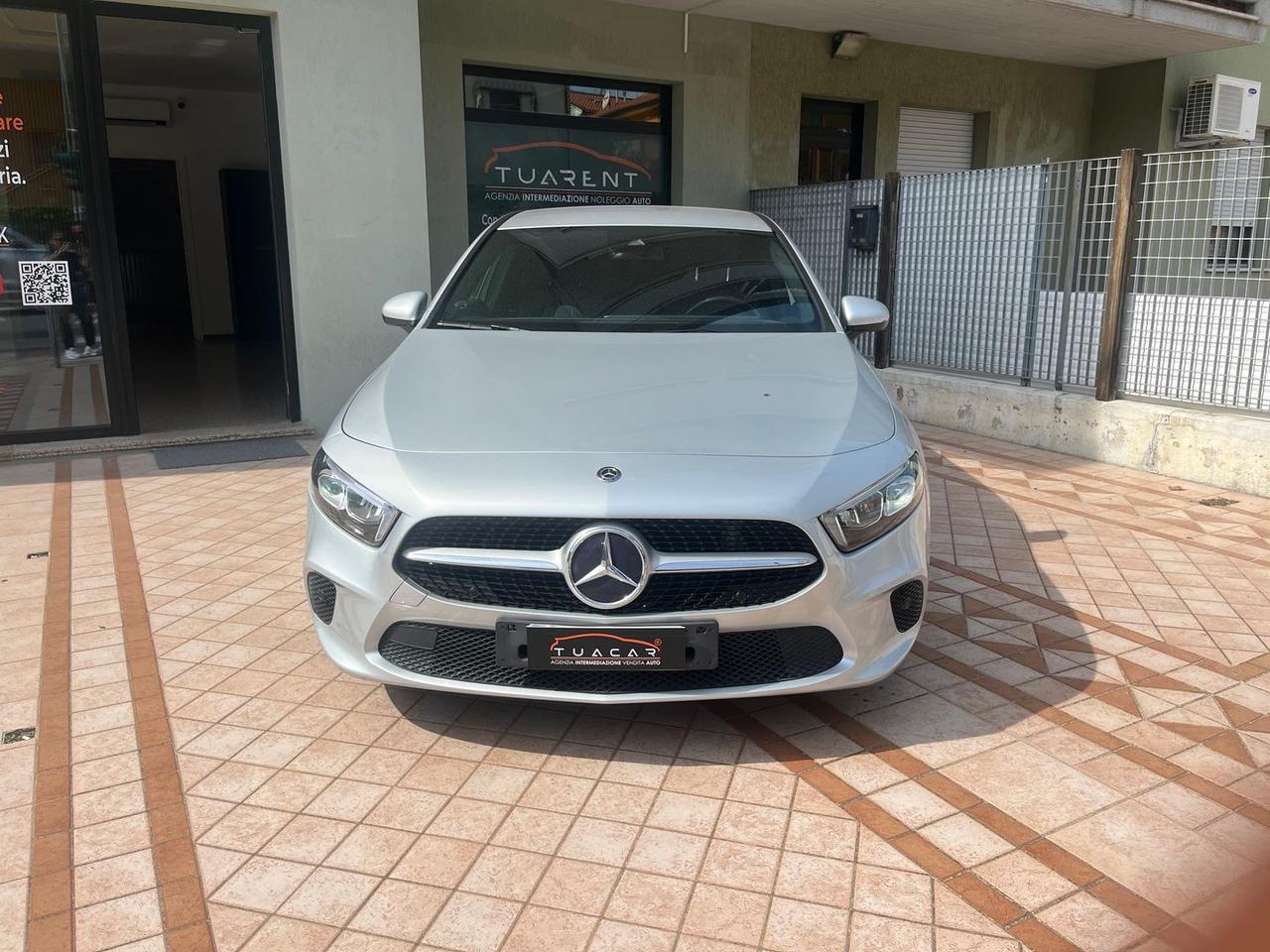 Mercedes-Benz A 180 PREMIUM #50060