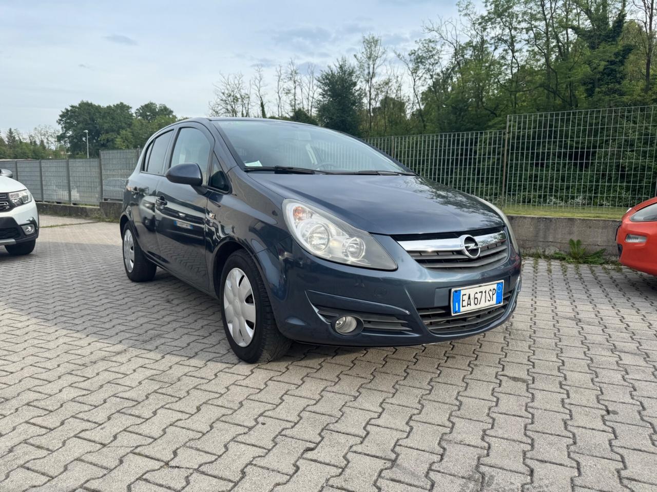Opel Corsa 1.2 5 porte Cosmo