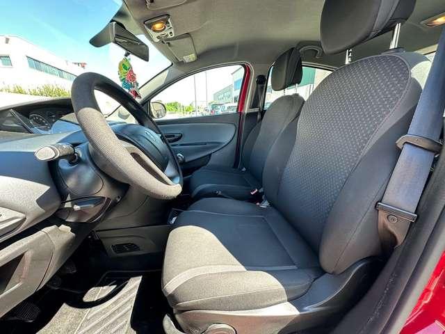 Lancia Ypsilon 1.3 MJT 95cv 5 porte Gold