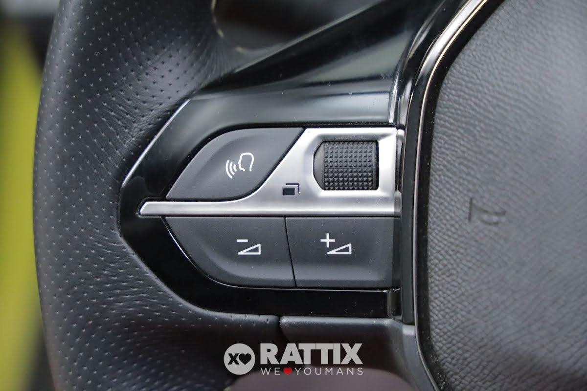 Peugeot 208 1.2 puretech 100CV GT