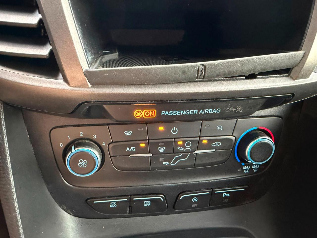 Ford Transit Connect 1.5tdci 120cv automatico
