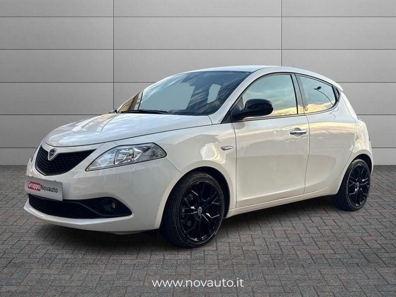 Lancia Ypsilon Ypsilon 1.0 firefly hybrid Gold s&s 70cv 5p.ti