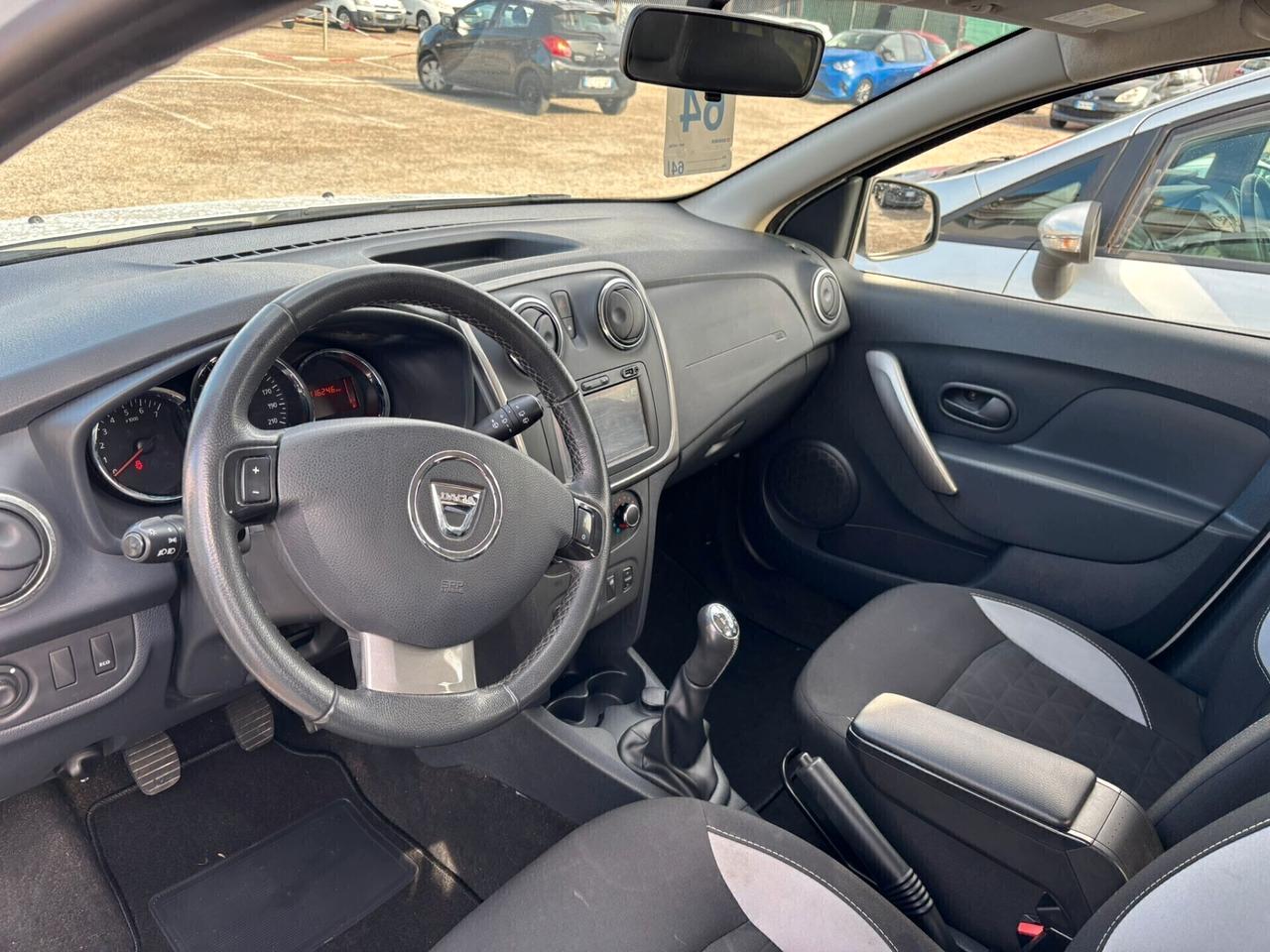 Dacia Sandero Stepway 900 TCE 5 porte - 2016