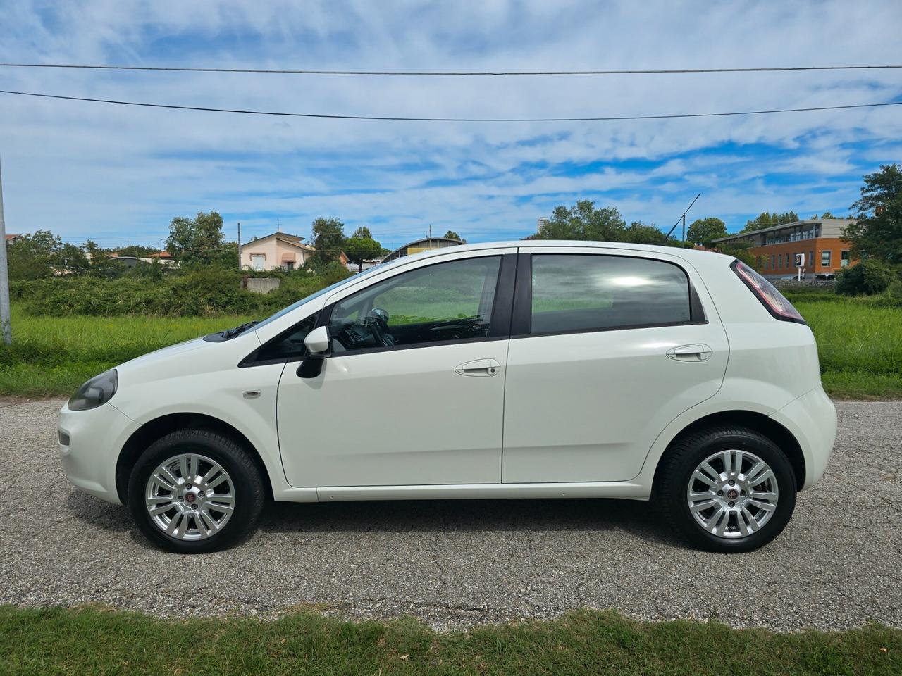 Fiat Punto 1.4 Natural Powver- Con GARANZIA - NEOPATENTATI
