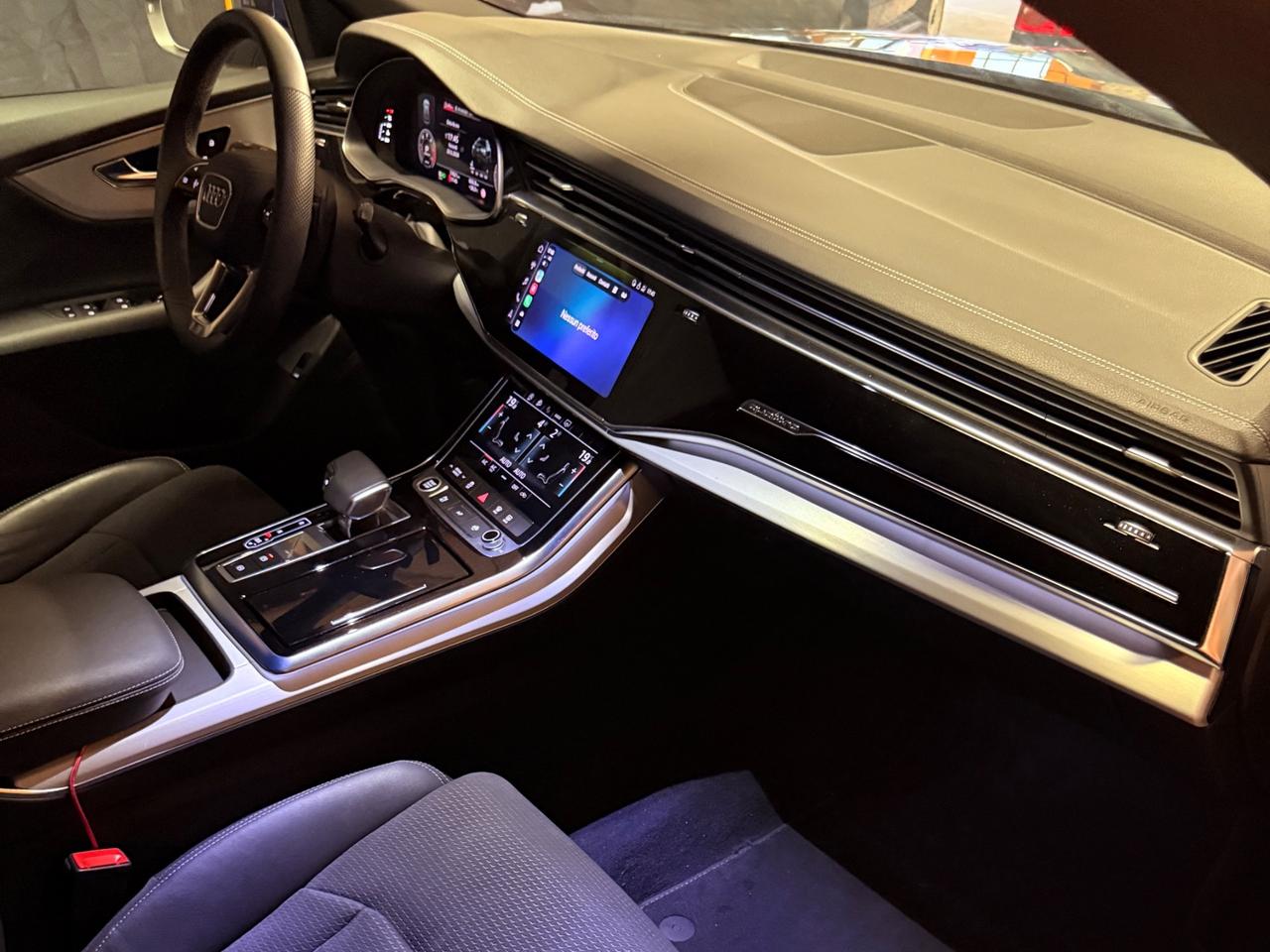 PAZZESCA AUDI Q8 S-LINE MILD-HYBRID CON SOLI 17.621 KM