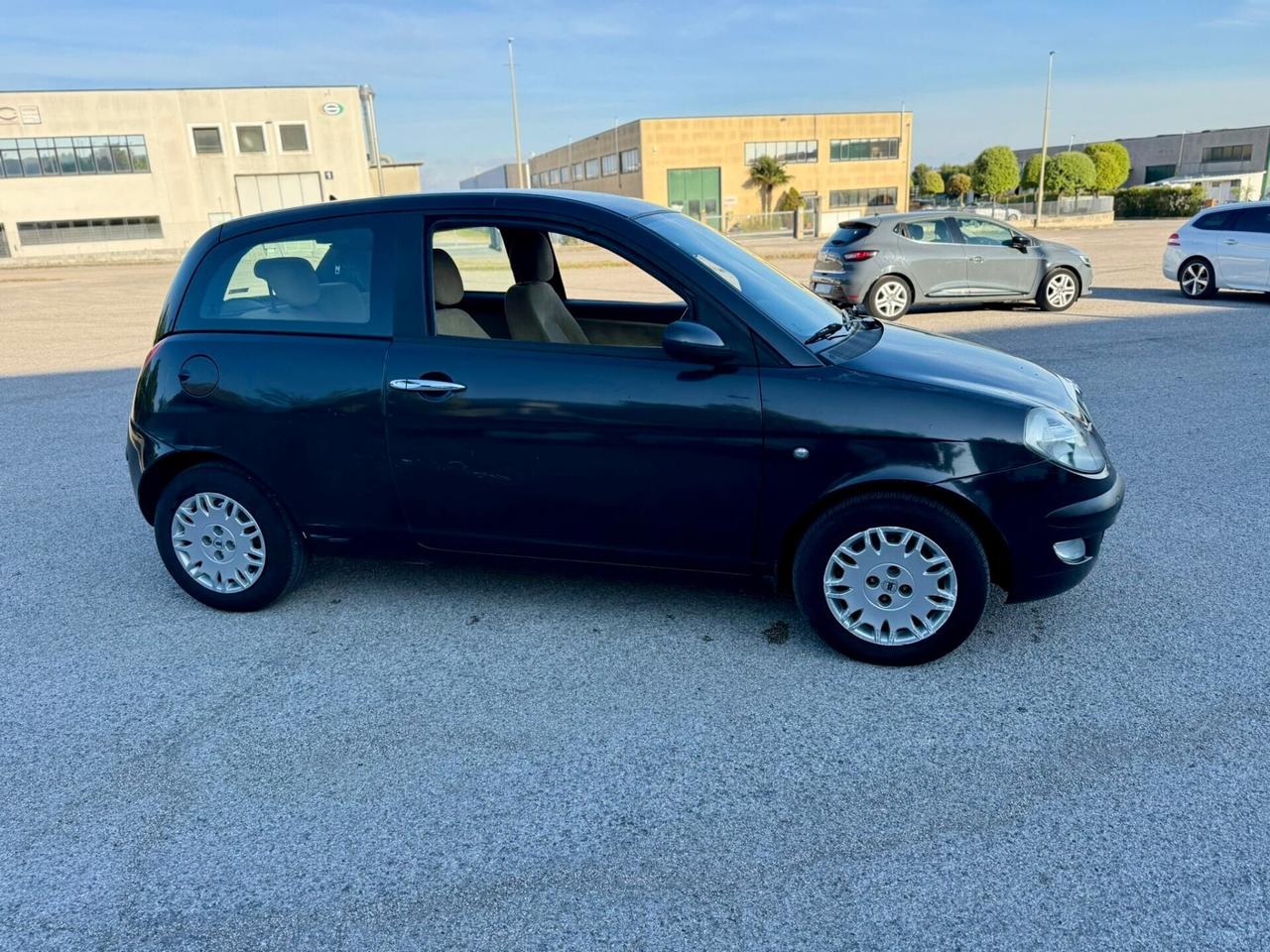 Lancia Ypsilon 1.2 benzina NEOPATENTATI uniproprietà