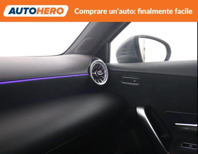 MERCEDES-BENZ A 180 d Automatic Premium