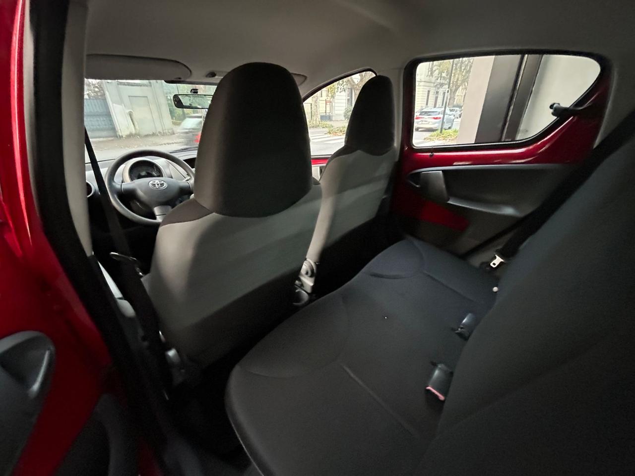 Toyota Aygo 1.0 Sol 5p 68cv NEOPATENTATI!!!