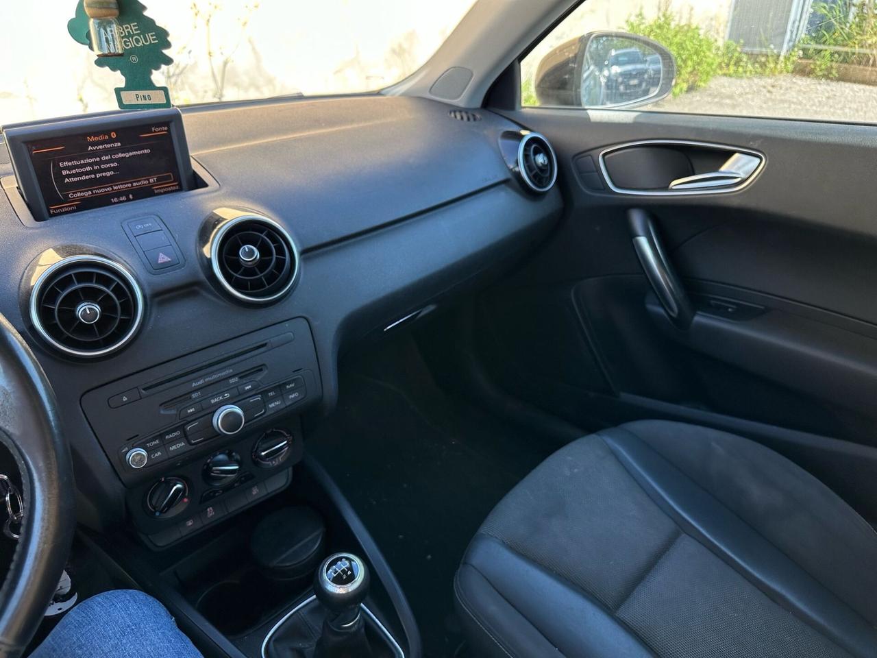 Audi A1 1.6 TDI 105 CV per operatori di settore visti e piaciuta