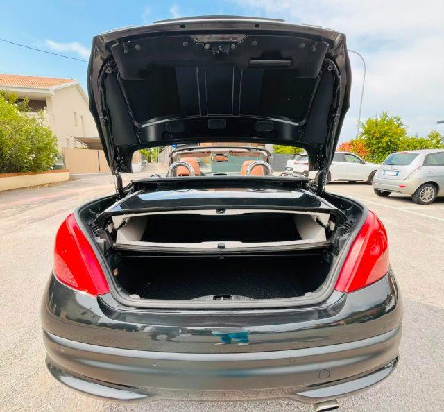 PEUGEOT 207 1.6 VTi 120CV CC Féline