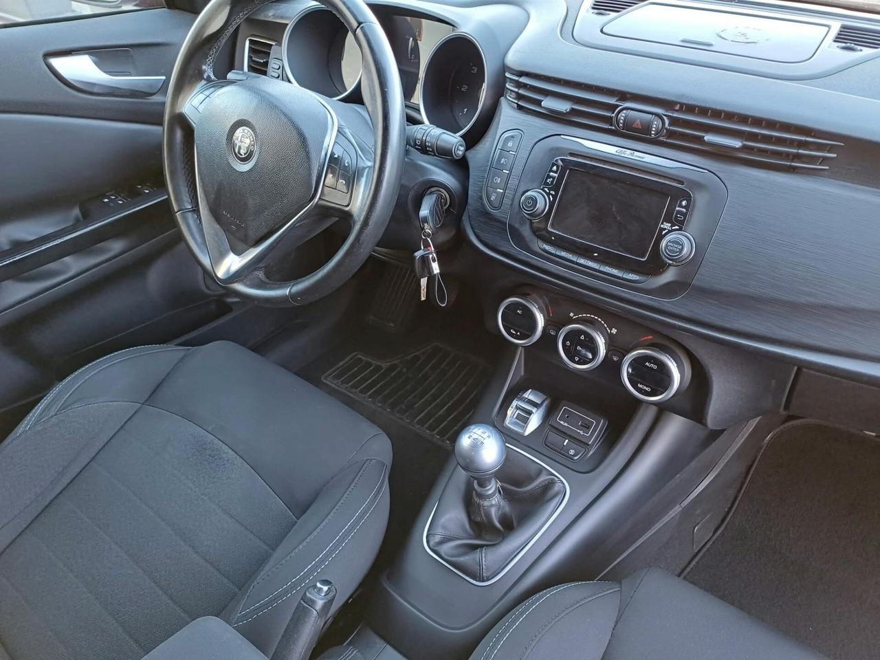 Alfa Romeo Giulietta 2.0 JTDm-2 150 CV Distinctive