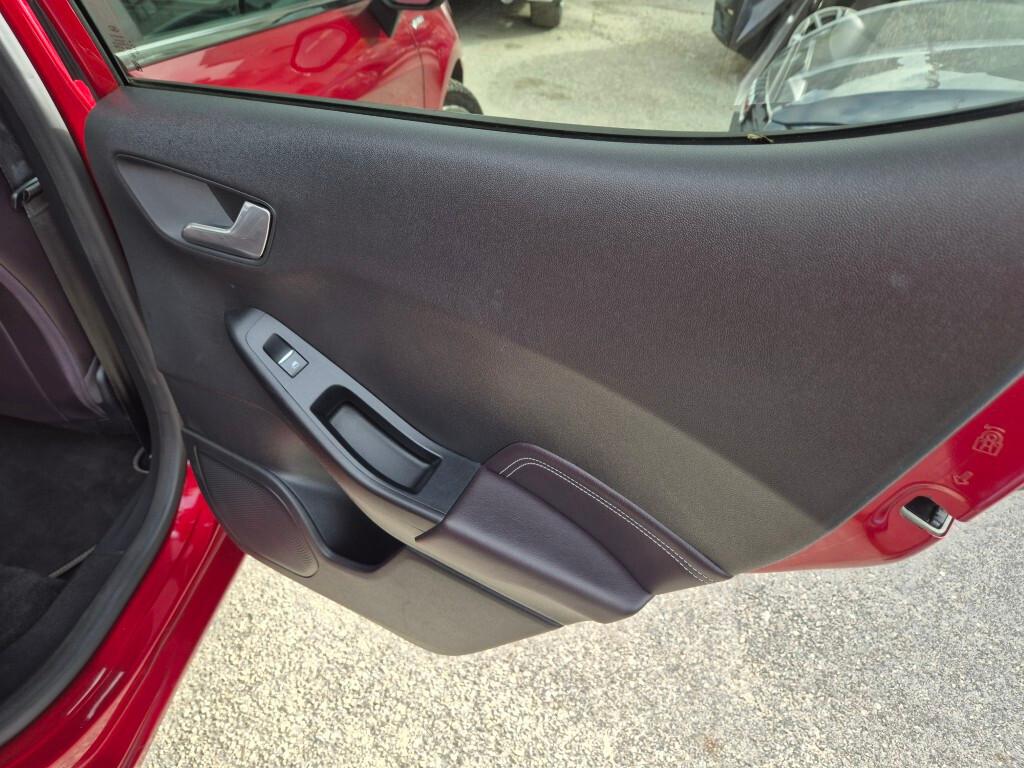 Ford Fiesta 1.0 BENZ 100 CV aut. Vignale TETTO