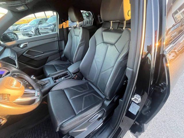 AUDI Q3 35 TDI quattro S tronic S line edition