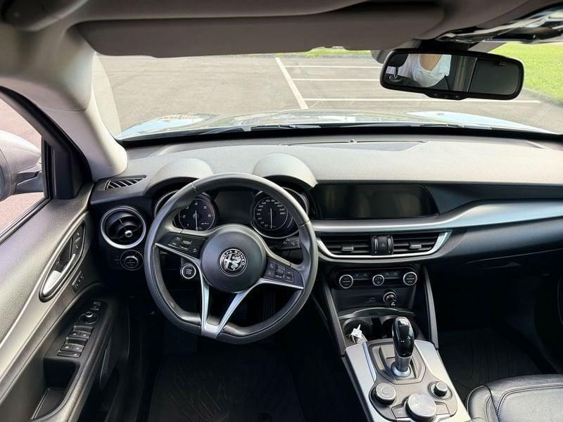 Alfa Romeo Stelvio 2.2 Turbo Diesel 210CV AT8 Q4 Super