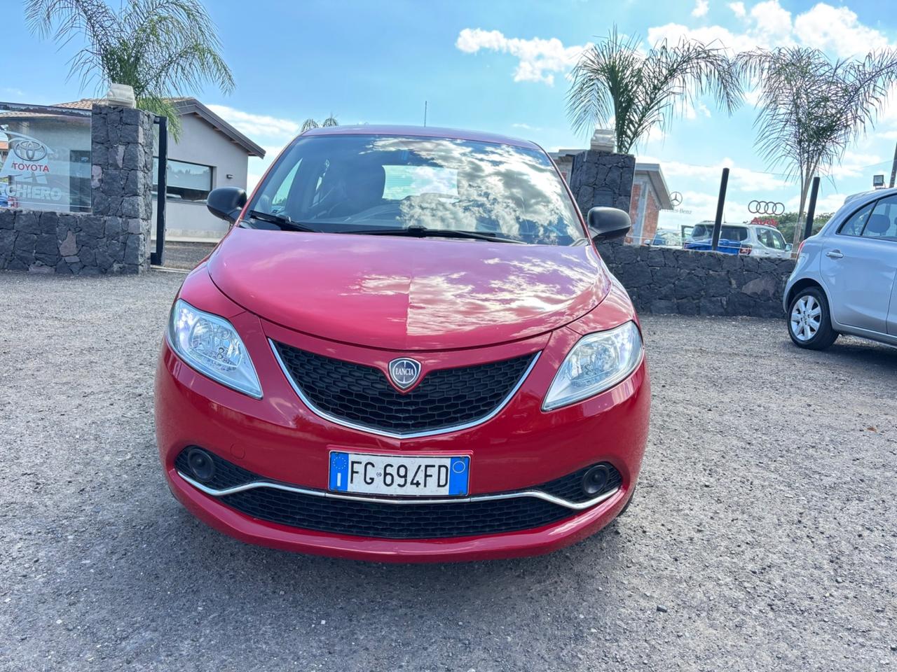 Lancia Ypsilon 1.2 69 CV 5 porte Silver