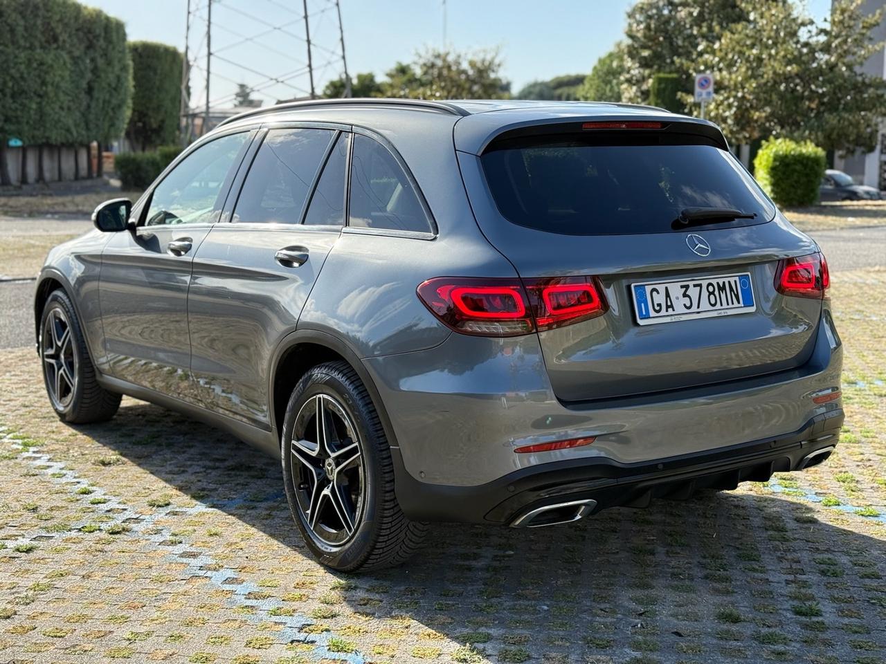 MERCEDES GLC 200d 2021 AMG - Night Edition