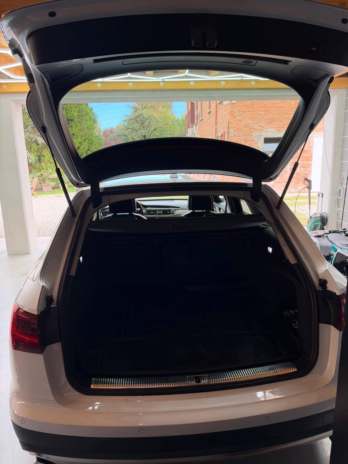 Audi A6 allroad QUATTRO