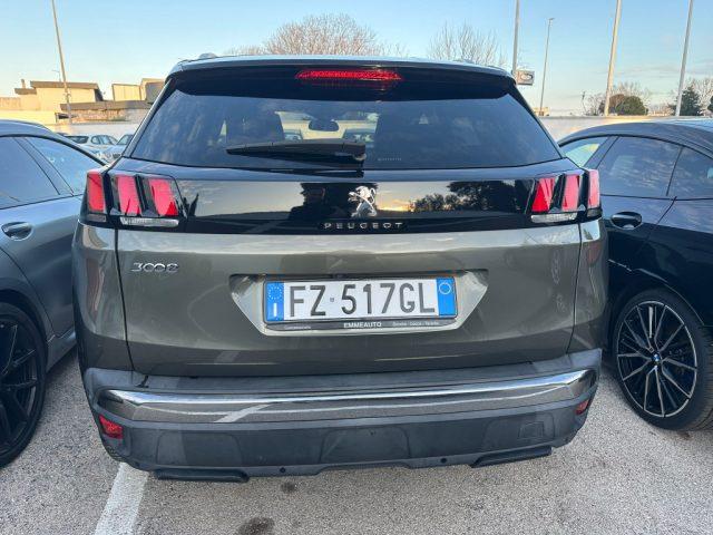 PEUGEOT 3008 BlueHDi 130 S&S EAT8 Crossway